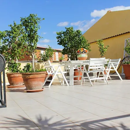 Agrumi In Terrazza Отель типа 